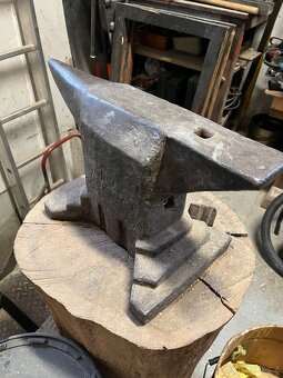 Výheň s kovadlinou - 2