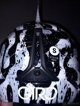 Dětská helma GIRO žralok vel.S - 2