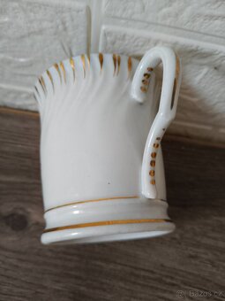 STARŠÍ HRNEČEK - 2