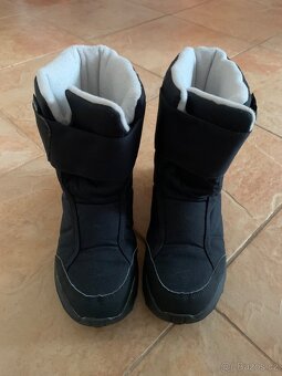 Nepromokavé sněhule vel. 36. - 2