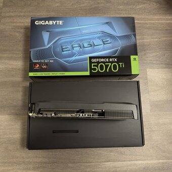 GIGABYTE GeForce RTX 5070 Ti Eagle OC SFF 16 GB, top stav - 2