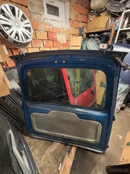 Zadní dveře Kangoo - 2