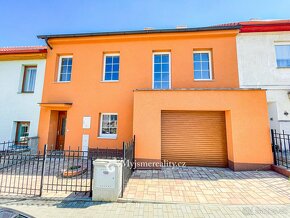 Prodej rodinného domu 5+1 s garáží a zahradou, 213 m2 - ul.  - 2