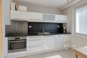 Prodej bytu 2+1/S, 57,2 m², ul. Jívenská, Praha 4 - Michle - 2