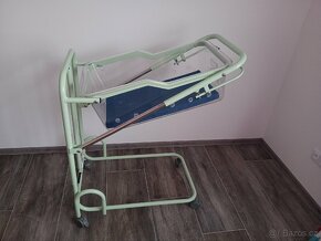 Prodám nebo půjčím profesionální pojízdnou dětskou postýlku - 2
