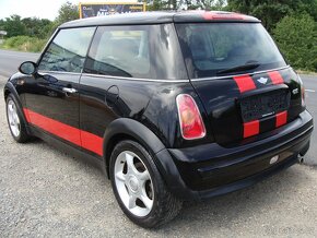 Mini One, 1.6i, Servisní kniha - 2