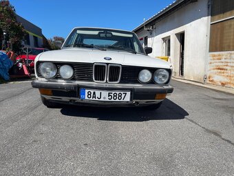 BMW e28 518 - 2