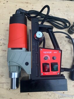 Magnetická vrtačka 13000N, 1200W - 2