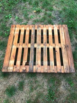 Palety 130 x 110 - 2