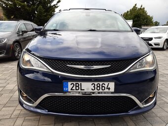 Chrysler Pacifica 3,6L V6 Touring L, 7 míst. kůže, kamera - 2