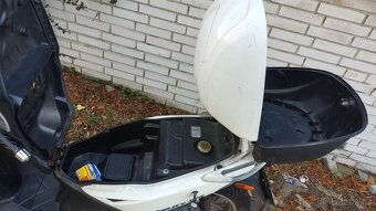 Skútr 125 KYMCO agility - 2