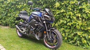 Yamaha MT-10 - 2