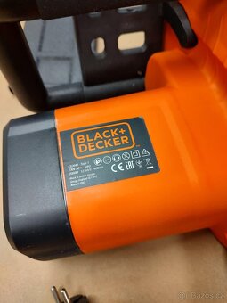 Elektrická řetězová pila BLACK+DECKER CS2040 - 2