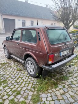 Lada Niva legend - 2
