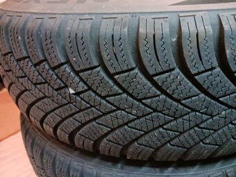 Zimní Pneu Nexen Winguard Snow’G WH2 v rozměru 195/65 R15, - 2