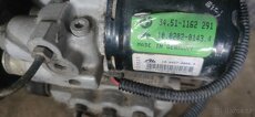 BMW e36 brzdový posilovač + ABS , pedály - 2