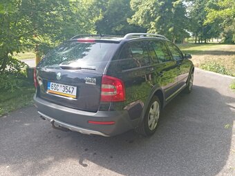 Škoda Octavia Scout 2.0 TDI 4x4 - 2