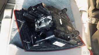 Pravé zadní světlo Škoda Octavia 3 combi - 2
