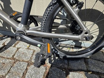 Rascal 16 Titanium 03/2025 - 2
