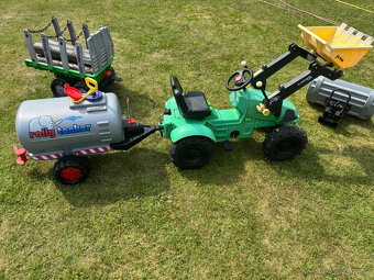 Šlapací traktor Rolly Toys nafukovací + 2 vleky a pluh - 2
