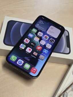 iPhone 12 64gb Černý - 2