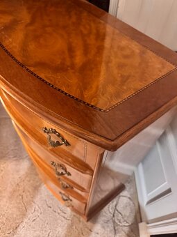 Komoda v top stavu - 5 šuplíků, kvalitní nábytek - 2