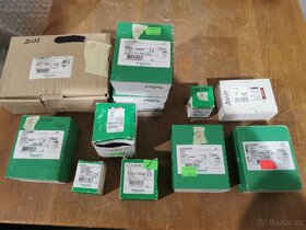 Schneider komponenty - 2