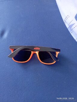 Prodáme sluneční brýle.TOP STAVY. - 2
