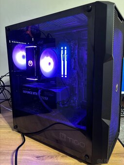 RTX 5070, Ryzen 5  7500F - 2