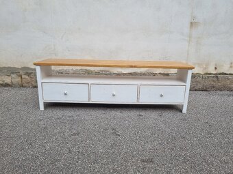 KRÁSNÝ TV STOLEK - KOMODA - 2