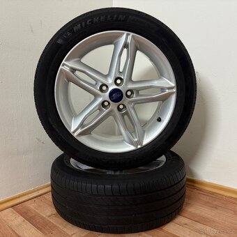 FORD FOCUS/CMAX 5x108 R17 ET50+LETNÍ 215/50R17 6mm - 2