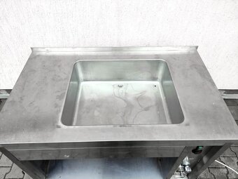 Elektrická vodní lázeň GN2/1 s napouštěním - 2