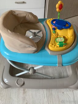 Dětské chodítko - 2