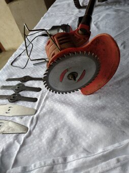 akumulátorový vyžínač - 2