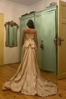 Nové luxusní slavnostní večerní plesové svatební šaty vlečka - 2