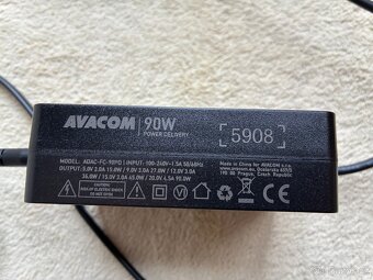 Avacom USB-C 90W nabijecka - 2