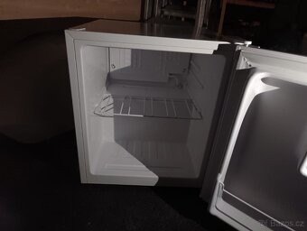 Malá lednice Philco - 2
