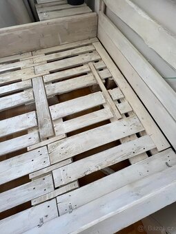 Paletová postel 160x200 - 2
