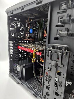 HERNÍ PC i5-4670K / XFX Radeon 2GB / 16GB RAM / SSD+1TB - 2