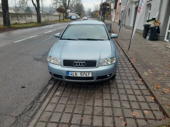 Audi a4 2.4i - 2