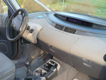 Renault Espace IV 1,9 dci 85kw 7 míst tažné zař. naj.320tis - 2