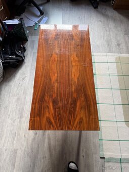 Starožitný drevený stolík - 2