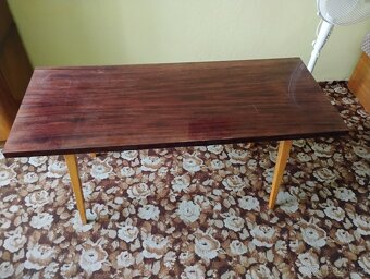 Konferenční stolek - 2