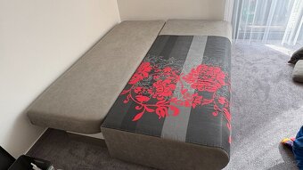 rozkládací gauč/pohovka - 2