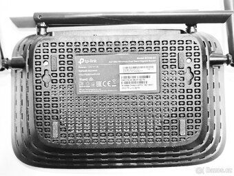TP-Link EC230-G1 WiFi router – funkční - 2