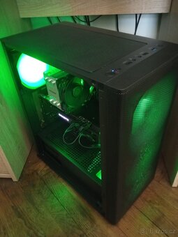 herní PC - Ryzen7 3700x+RX 5700xt+16GB RAM+SSD - 2