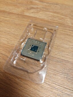 AMD Ryzen 5 3600 - 2