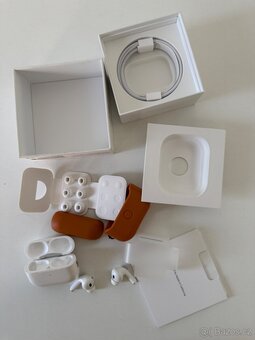 Apple AirPods Pro 2 - 2
