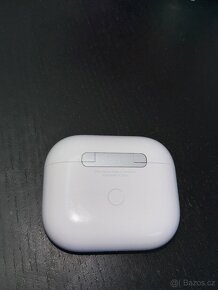 Apple Airpods 3 s Magsafe pouzdrem - 2