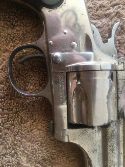 revolver - 2